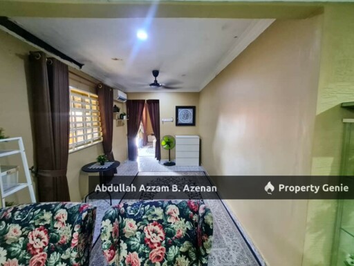 TAMAN SERAI WANGI END LOT - VILLAGE VIBE - BELOW MARKET