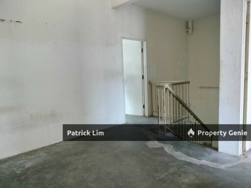 Taman Seri Pelangi Double Storey House (For Rent)