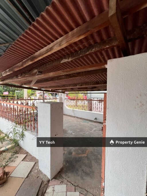 CORNER Kampung Lapan Double Storey Terrace