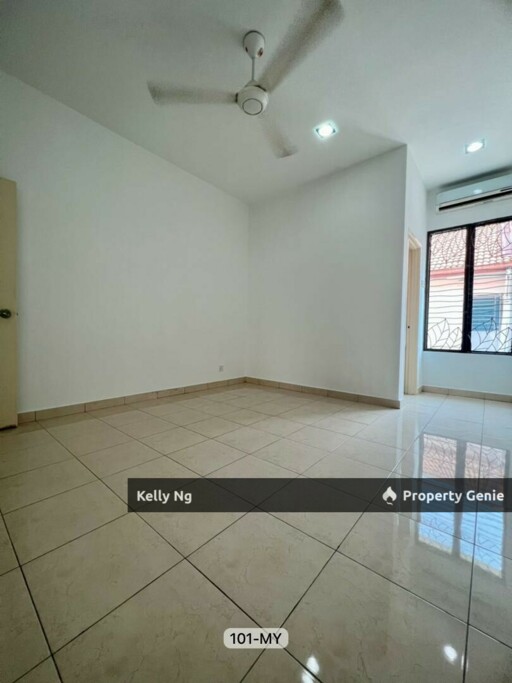 Double Sty Face Open TipTop Condition House At Bukit Tinggi 2 Klang For Sale