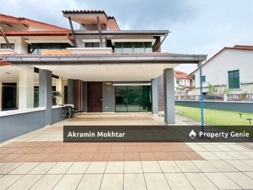 Freehold, End Lot, Renovated & Extended |  Double Storey Terrace Setia Alam Sari, Bangi