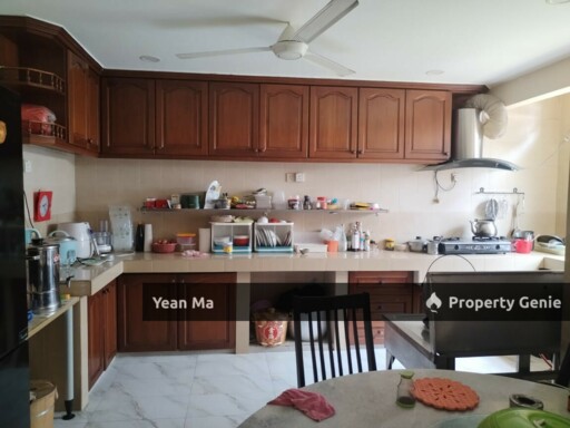 2 Storey House Desa 13 Bandar Country Homes Rawang For Sale [Renovated Unit /kitchen cabinet]