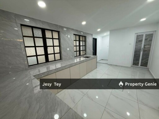 Taman Desa Tebrau Double Storey