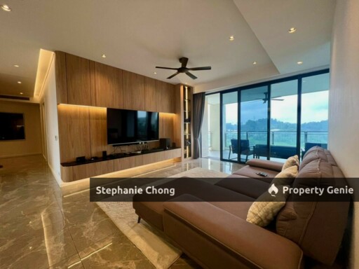 Park Regent, Desa ParkCity
