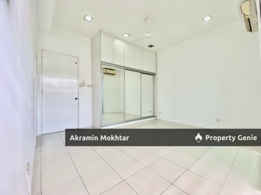 FREEHOLD & RENOVATED | Double Storey Terrace@Nadayu 92, Kajang
