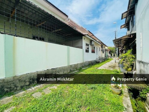 DOUBLE STOREY TERRACE HOUSE SEKSYEN 8 KOTA DAMANSARA JALAN PEKAKA