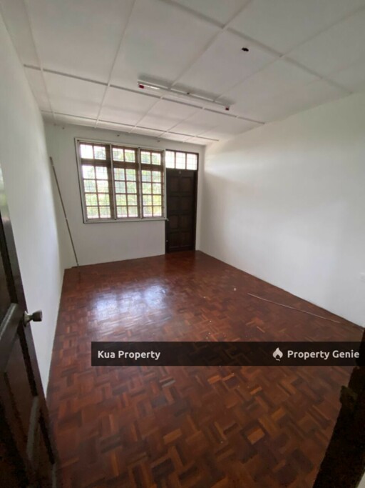 Double Storey Terrace Intermediate House at Jalan Seladah, Jalan Song