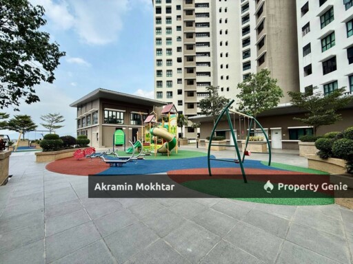 Freehold & 2 Parking | Tasik Vista Residen, Bandar Tun Hussein Onn, Cheras.
