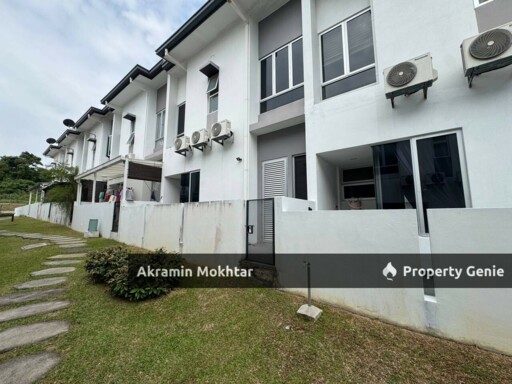 Freehold & Renovated | 2-STOREY TERRACE Parkfield Residences TROPICANA HEIGHTS, KAJANG