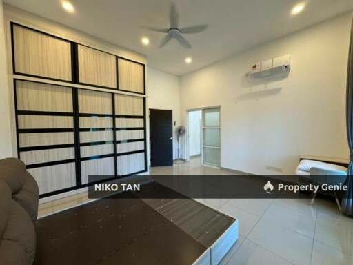 Bandar Alam Masai 2-Storey Fully Renovated & Extended Kitchen For Sale