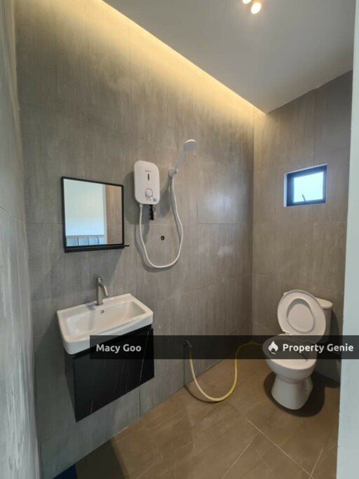 Single Storey Endlot Kampung Lapan
