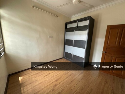 Gunung Rapat Freehold 2.5 Storey Terrace House Simple Renovated Partial Furnished