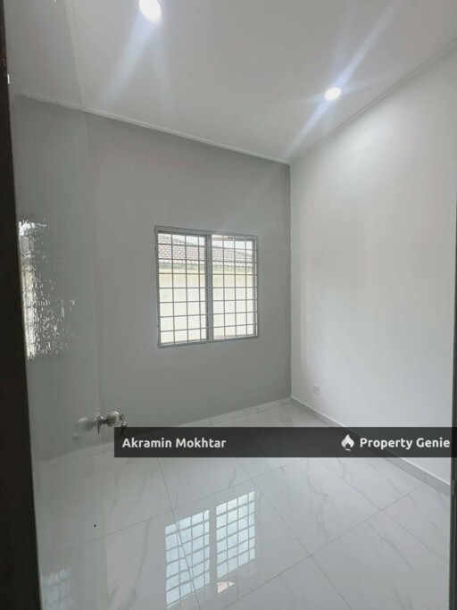 End Lot, Fully Renovated & Facing T- Junction | Double Storey Jalan 2/22, Bandar Tasik Puteri, Rawang