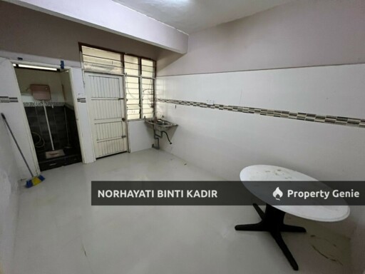 TERES 2 TINGKAT BUKIT SEKILAU KUANTAN