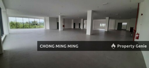 3 Storey Commercial Semi D Retail Space for Rent