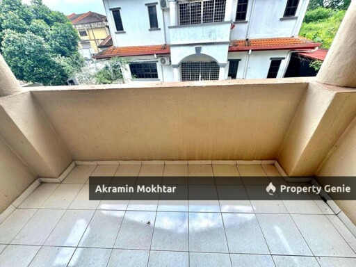 Freehold & Renovated | Semi-D Double Storey House Taman Puncak Utama Kajang