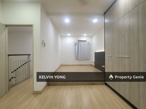 Saron 1 - Partial Furnished 2-Storey Terraced For Sale near Setia City Mall