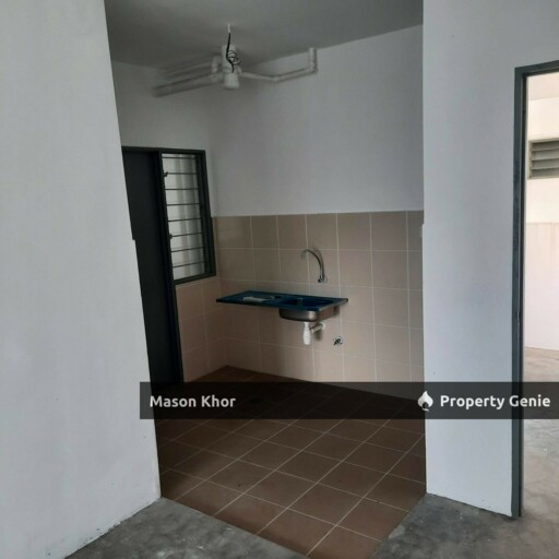 MERCURY APARTMENT MIDDLE FLOOR SEAVIEW 775sf 1CP ORIGINA UNIT TELUK KUMBAR
