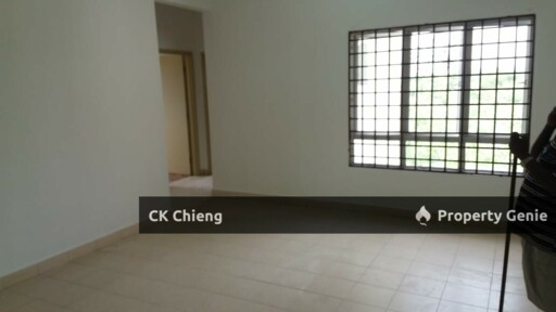 Randa Apartment, Freehold Non Bumi, 850sqft 3 Rooms, Kota Kemuning