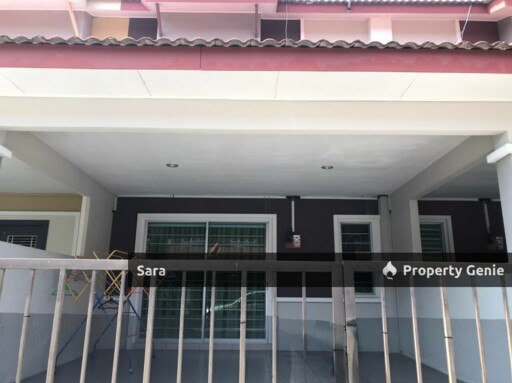 Double Storey Seri Margosa, Botani