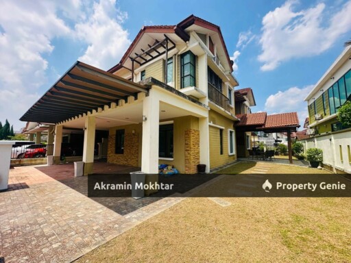 RENOVATED 2.5 Storey Semi D Puncak Bangi, Seksyen 6, Bandar Baru Bangi