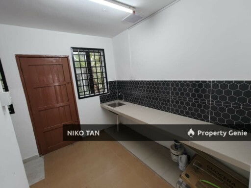 [FULL LOAN]2Storey Jalan Johar Desa Cemerlang, Ulu Tiram For Sale