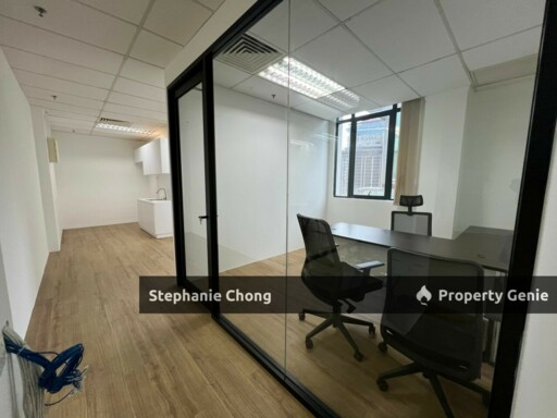 KLCC Office | 📍 UOA II Centre, Kuala Lumpur | 🚆 Monorail LRT MRT | Fully-Furnished Newly-Renovated