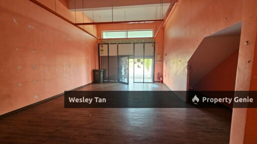 3 Storey Klebang Utama Shop 22x70 Facing Main Road For Rent