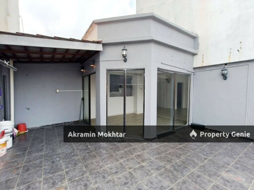 Partially Furnished & 2 Parking | Penthouse @ Vista Millennium Condominium, Puchong Perdana FOR SALE!