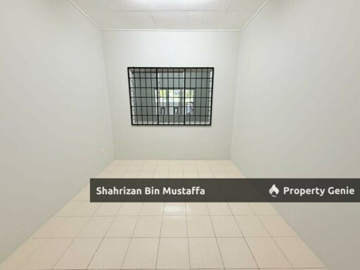 International Lot, End Lot, Taman Sri Saujana, Kota Tinggi, Johor