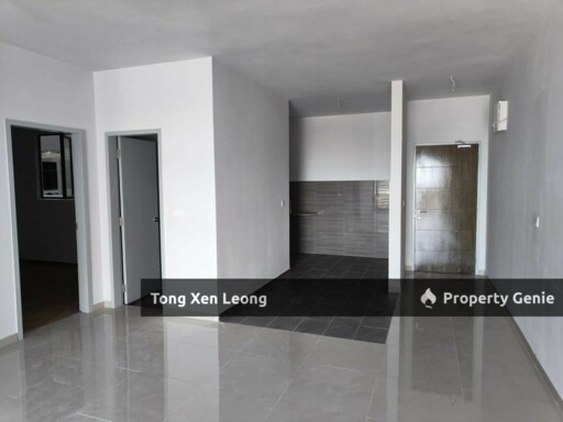 Admiral Residence 3R High Floor Seaview Unit