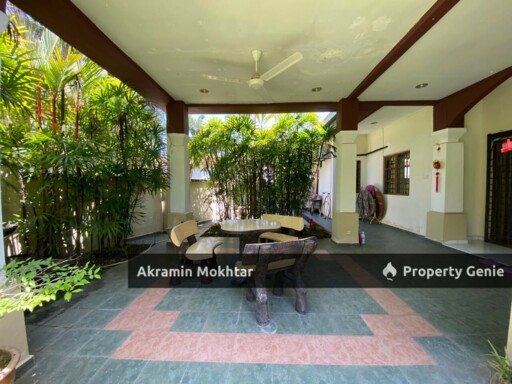 [CORNER] TMN UKAY PERDANA, 2 STOREY TERRACE