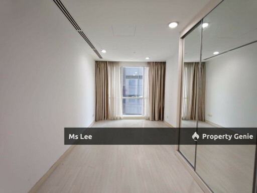 Binjai 8 @ KLCC -Near LRT, Level 32 Facing Troika, Good for investment