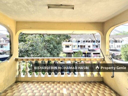 RENOVATED 3 STOREY END LOT, TAMAN SENTUL JAYA, SENTUL KUALA LUMPUR .