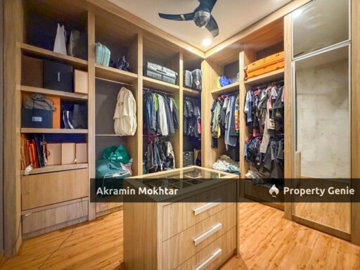 Fully Renovated & Nice ID | 2.5 Storey Superlink Taman Suria Tropika, Seri Kembangan