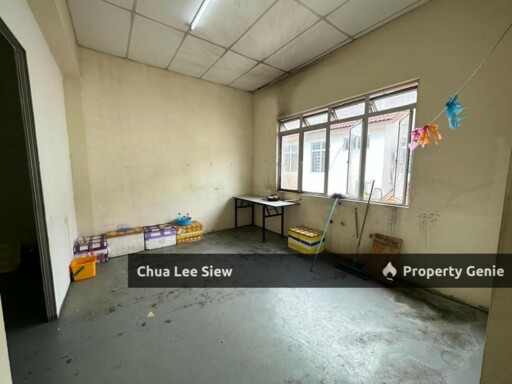 Double Storey Shoplot for Sale at Pekan Nanas, Taman Emas Merah