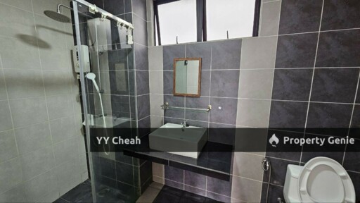 Tiger Lane Condo For Sale High Floor RM400k Only, 2 Parkings