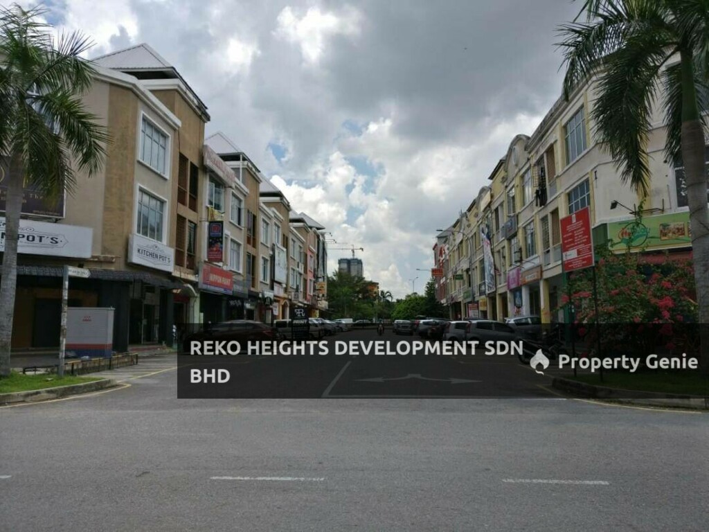 Reko Sentral - 3 Storey Shop
