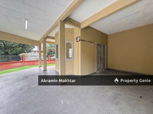 FREEHOLD & REFURBISHED | DOUBLE STOREY CORNER LOT SS1 KAMPUNG TUNKU, PETALING JAYA