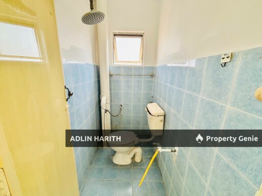 FREEHOLD END UNIT Pangsapuri Kinabalu, Balakong Cheras Selangor.