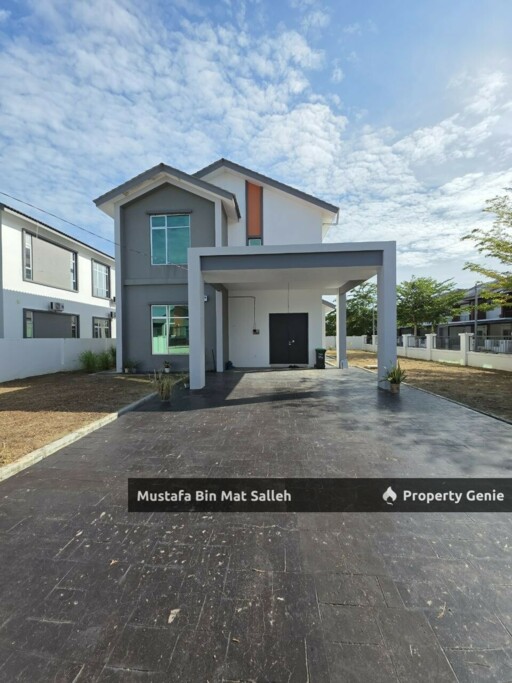 [Corner Unit] Koyak Plastik, Taman Serai Wangi
