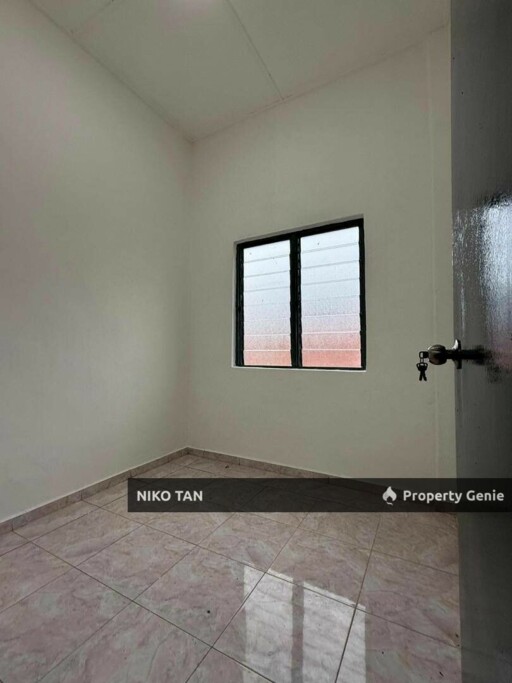 Flat Bukit Mewah Tampoi For Sale