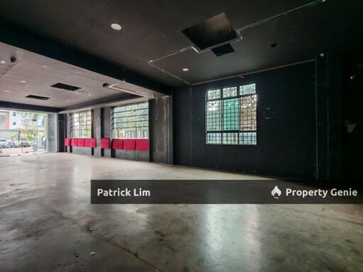 Taman Kota Syahbandar Melaka (Ground Floor, End Lot) of 3 Storey Shoplot (For Rent)