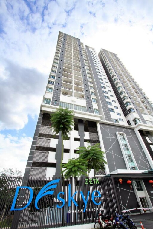 Zeta Deskye Residence