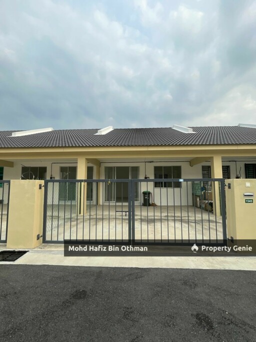 TAMAN ACASIA SERAI RESIDENSI , PADANG SERAI