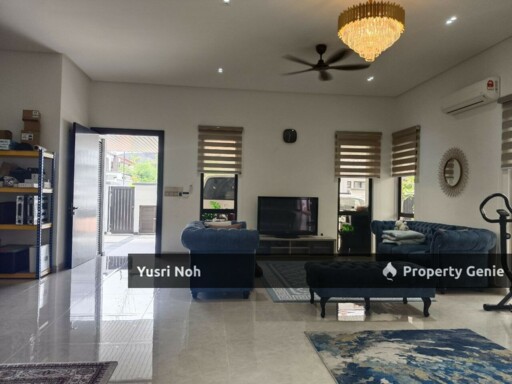 SEMI-D  GATED GUARDED @ QASEH 1, BK 8, BANDAR KINRARA