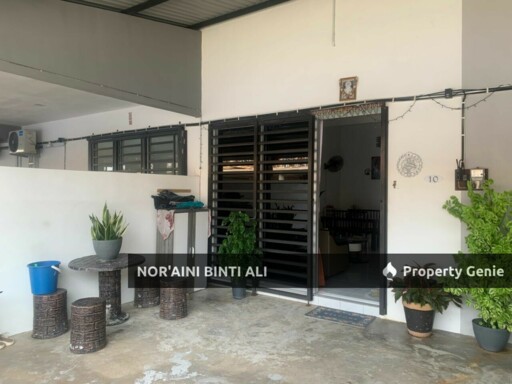 RUMAH TERES 2 TINGKAT INDERA MAHKOTA 3, KUANTAN ( Berhampiran Widad)