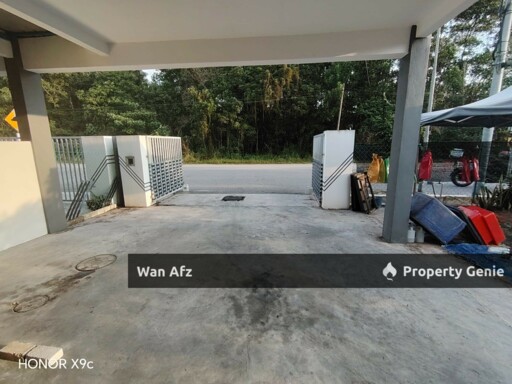 Teres Setingkat Corner Lot Di Perumahan Pandan Aman
