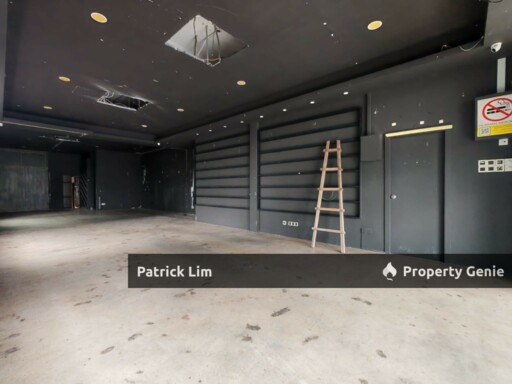 Taman Kota Syahbandar Melaka (Ground Floor, End Lot) of 3 Storey Shoplot (For Rent)
