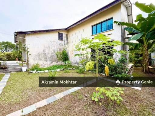 Freehold, Facing Open & Renovated | Double Storey Bungalow Kampung Tunku, Petaling Jaya